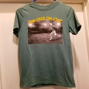 Xersion Short sleeve green football shirt size L (14-16)